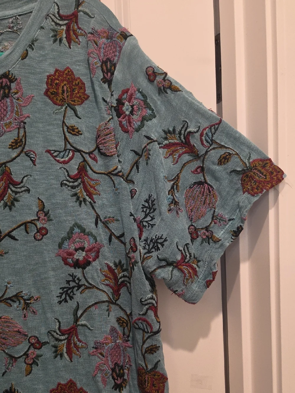 Soft Surroundings Jewel Tone Embroidery On A Short Sleeved Tee 2x - Picture 6 of 6